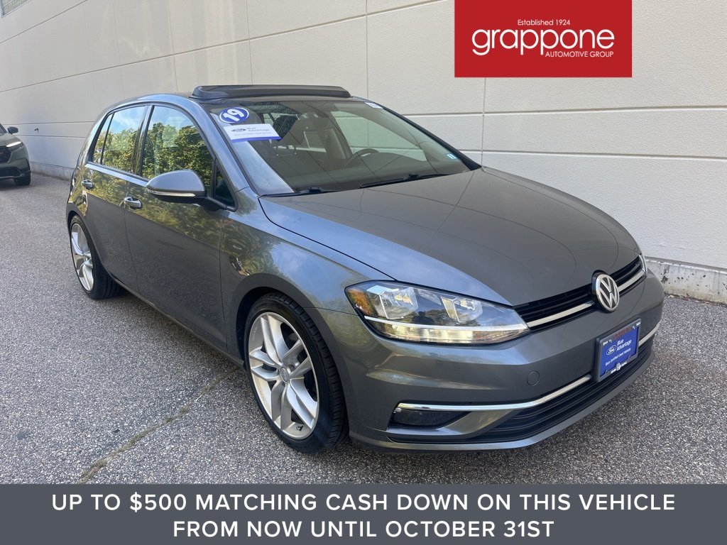 2019 Volkswagen Golf SE