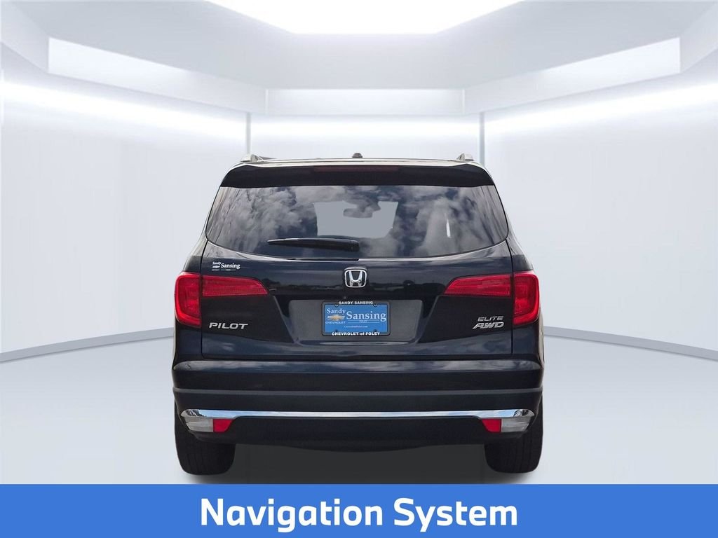 Used 2017  Honda Elite image 5