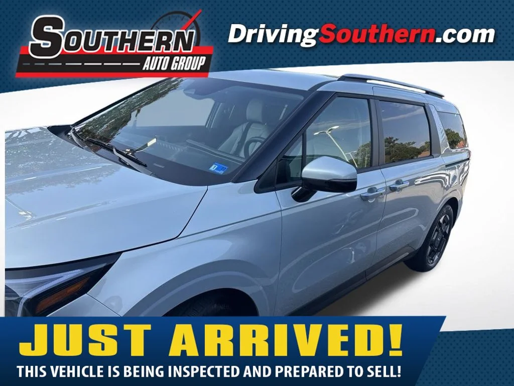 Used 2025 White Kia EX image 1