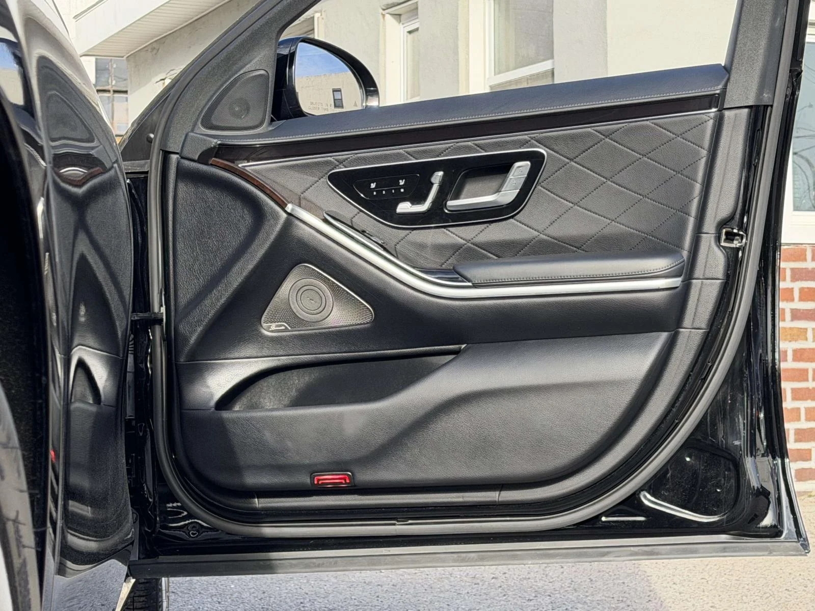Used 2022  Mercedes-Benz S 500 image 14