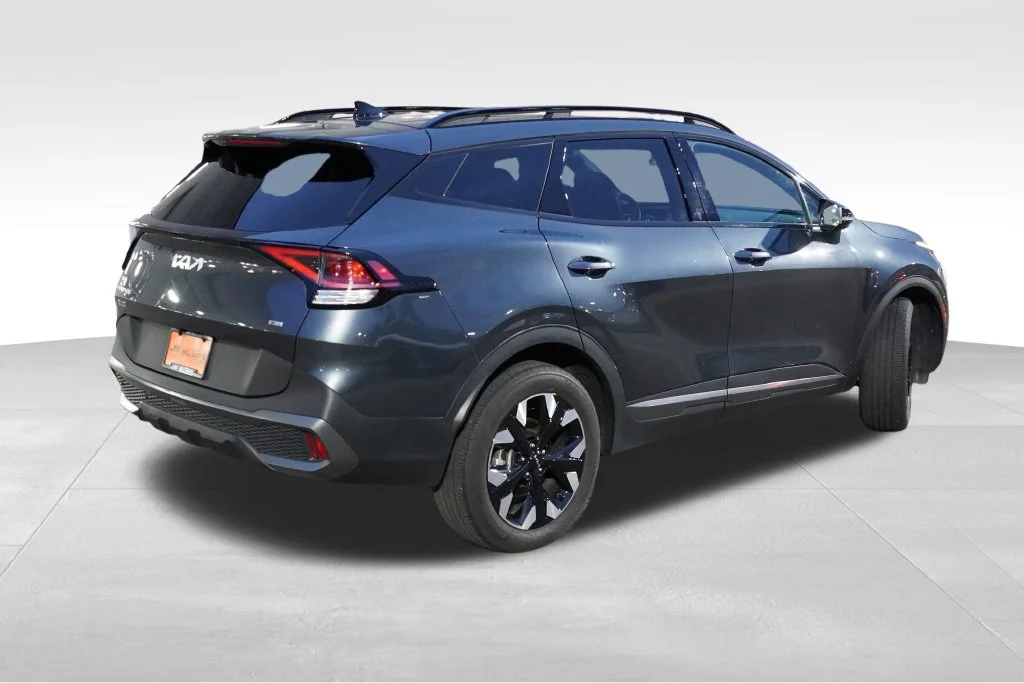 Used 2024 Gravity Gray Kia X-Line image 5