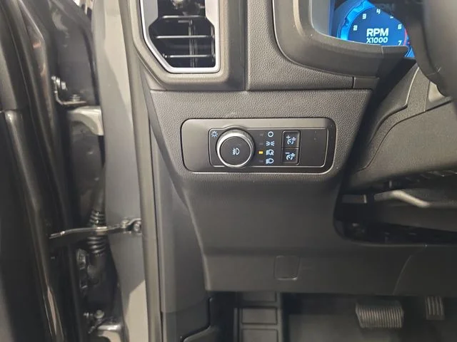 New 2026 Carbonized Gray Metallic Ford Badlands® image 35