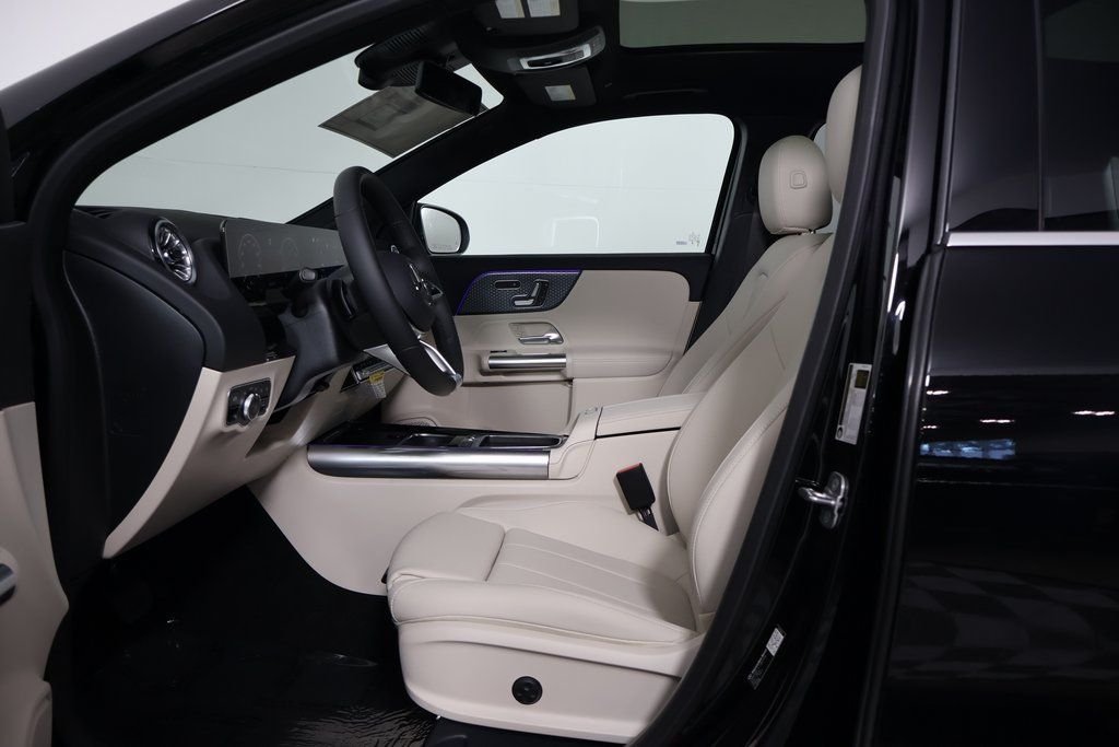 New 2026 Night Black Mercedes-Benz GLA 250 image 5