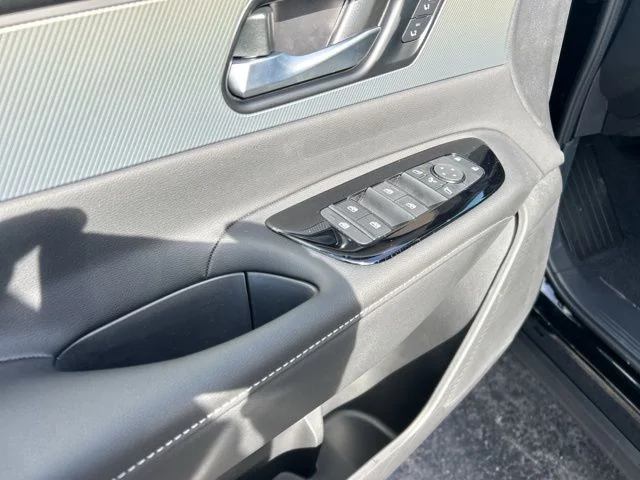 New 2026 Super Black Nissan Platinum image 28