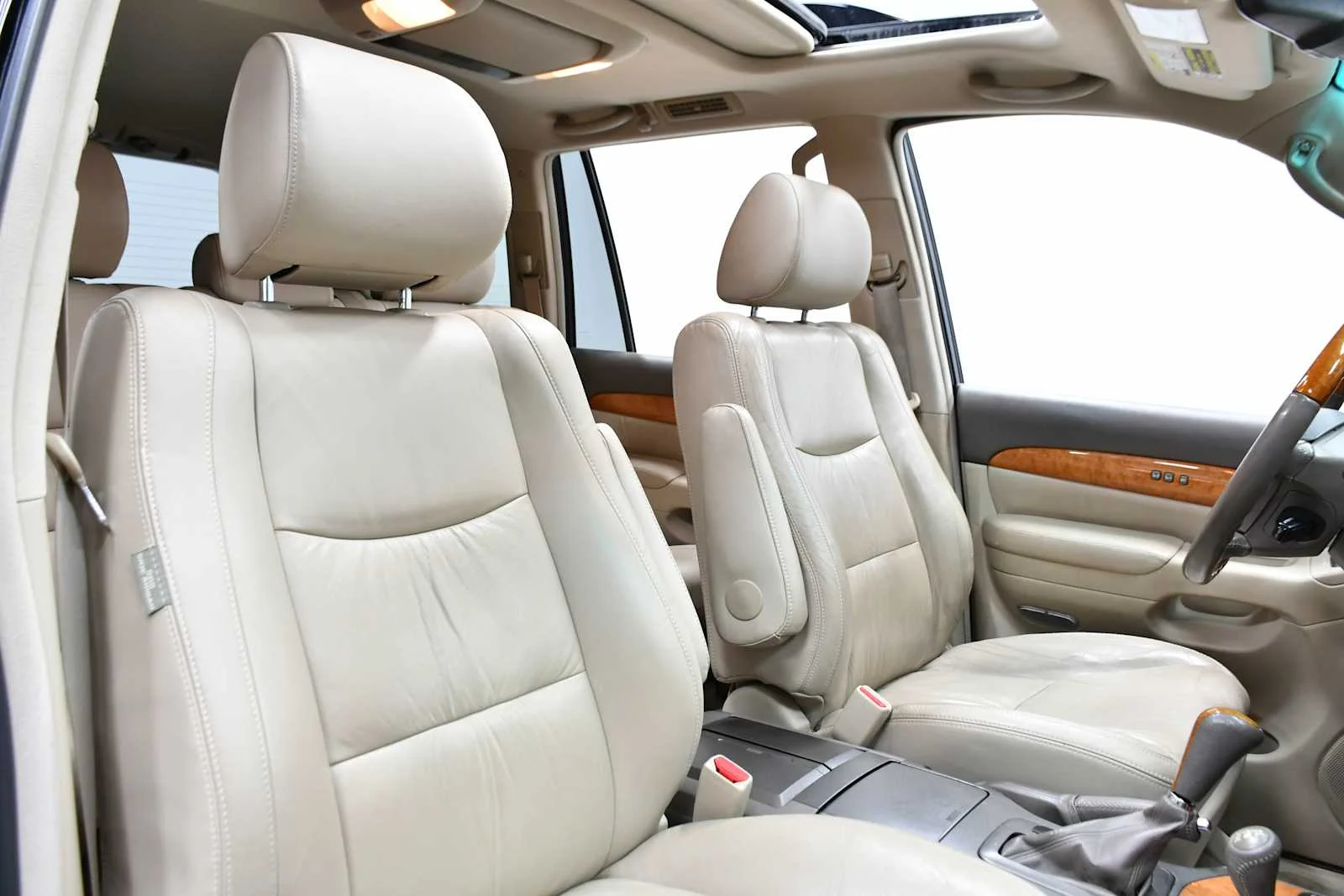 Used 2007 Black Onyx Lexus  image 25