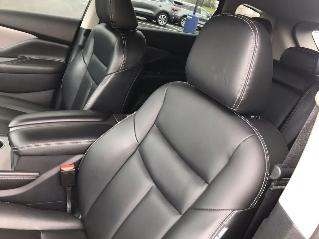 Used 2023 Red Nissan SV image 11