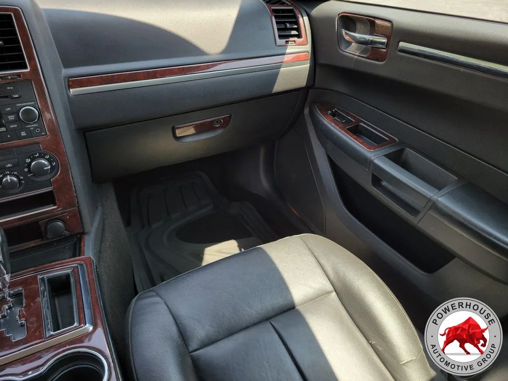 Used 2009 Black Chrysler Touring image 19