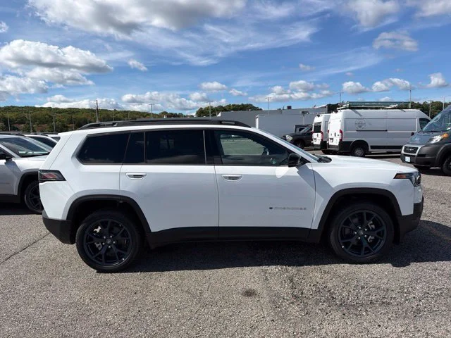 New 2026 White Jeep  image 2