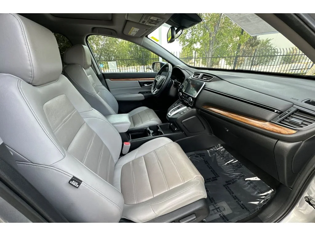 Used 2020 Lunar Silver Metallic Honda EX-L image 19