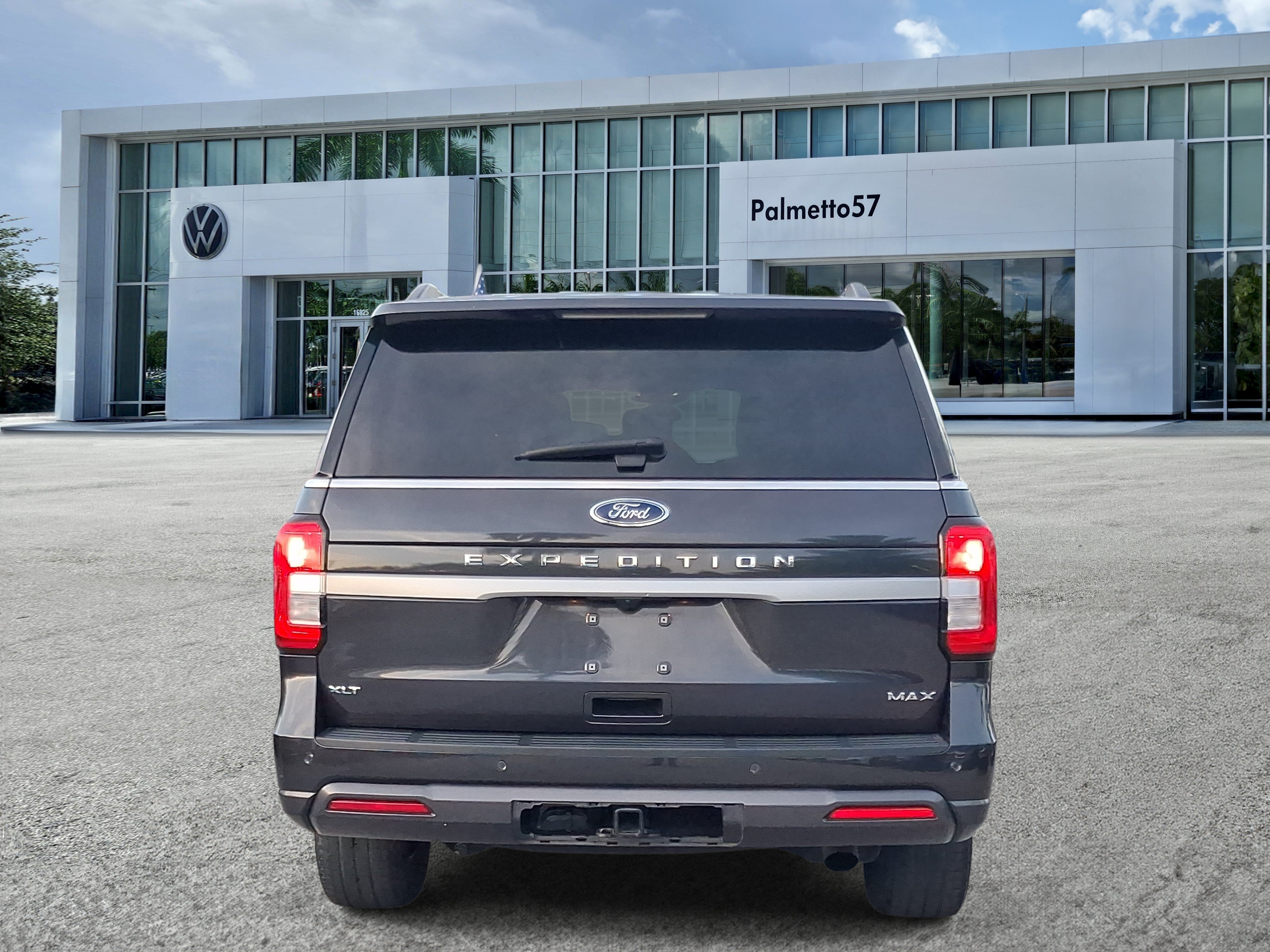 Used 2024 Gray Ford XLT image 5