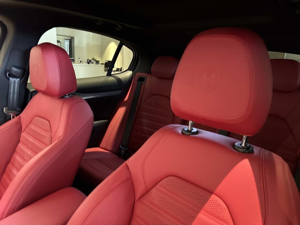 2026 Alfa Romeo Stelvio Base - Photo 20