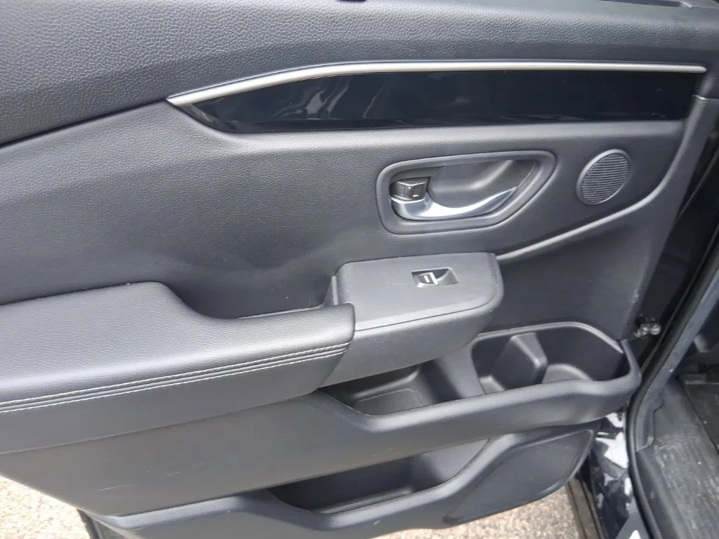 Used 2025  Honda  image 14