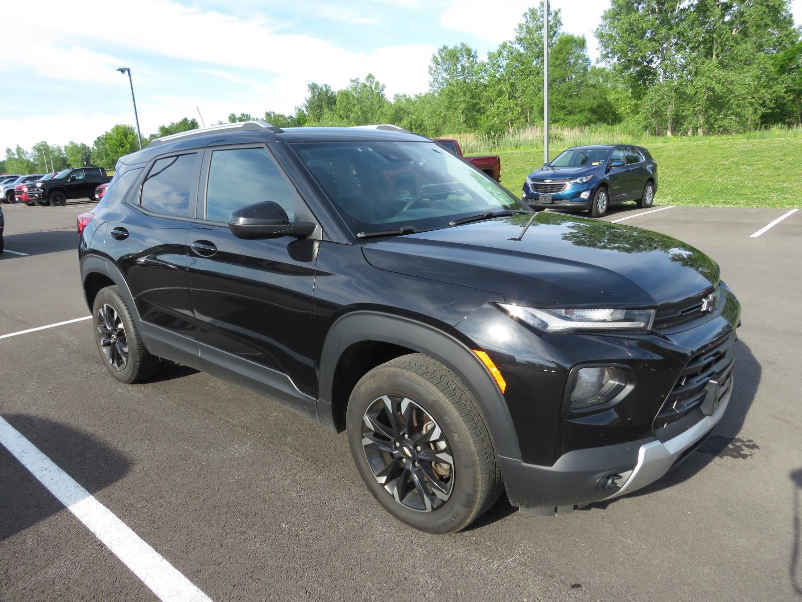 Used 2021  CHEVROLET TRUCK  image 5
