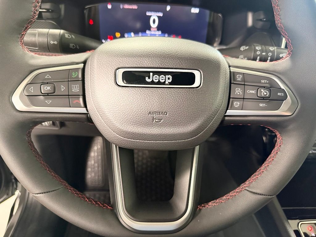 New 2026 Sting-Gray Clear-Coat Exterior Paint Jeep Trailhawk image 16