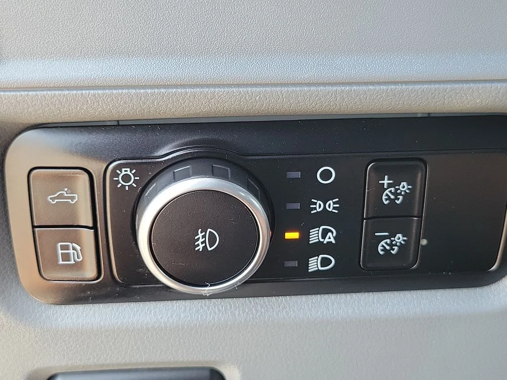Used 2024 Black Metallic Ford XLT image 15