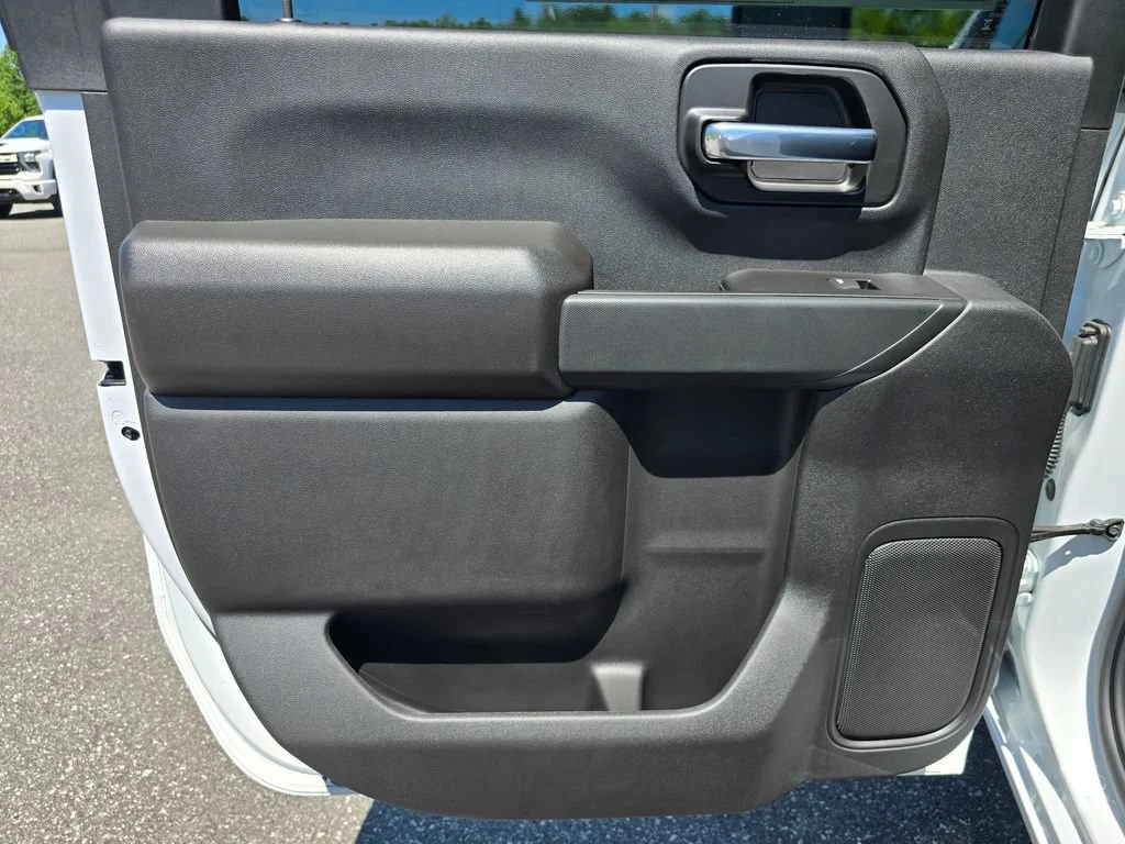 2026 Chevrolet Silverado 2500 HD Custom - Photo 38