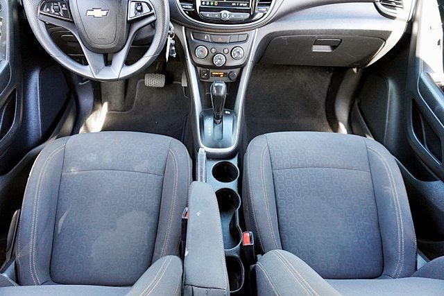 Used 2021 Black Chevrolet LS image 19