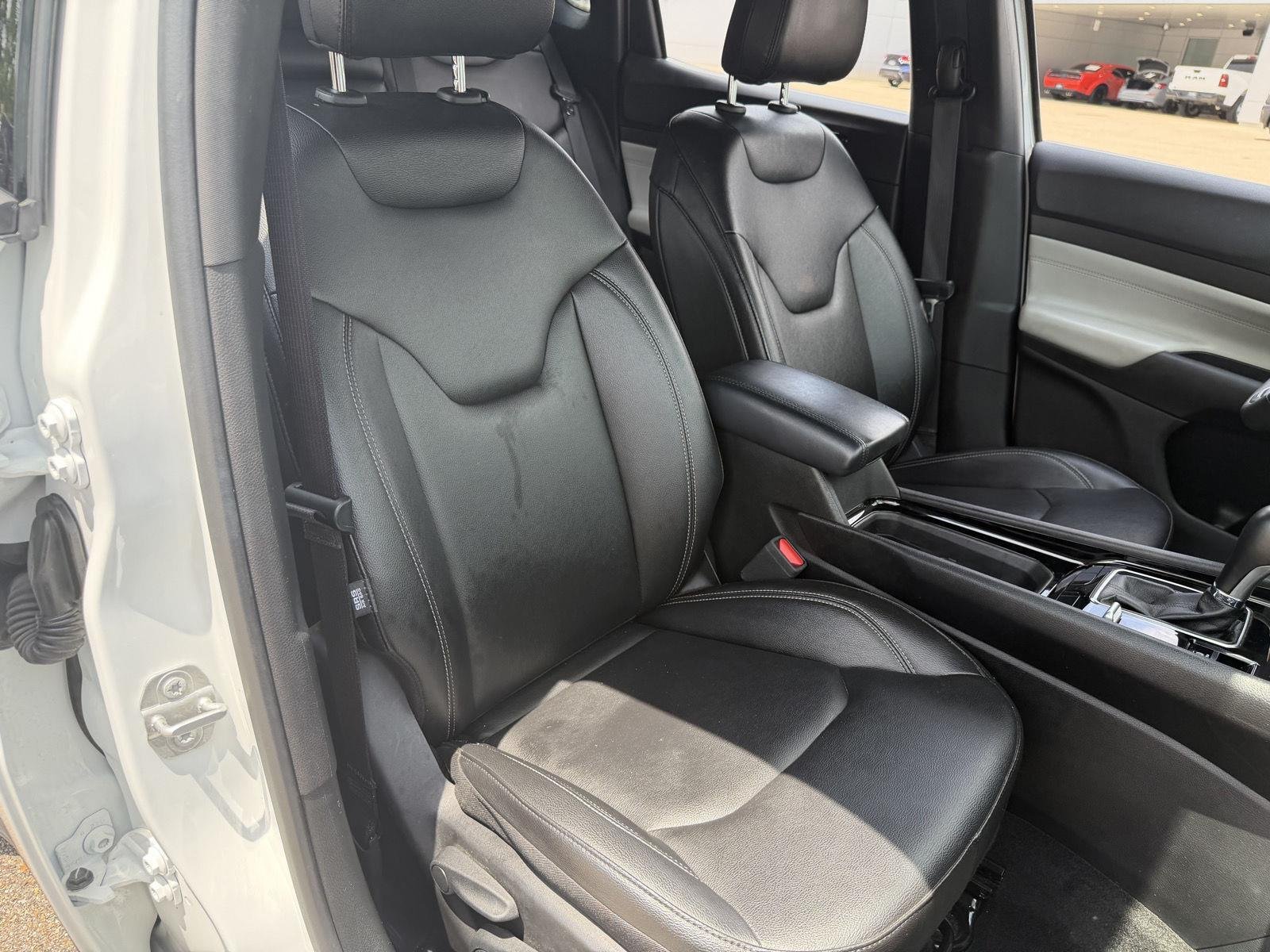 Used 2025 Bright White Clearcoat Jeep Limited image 20