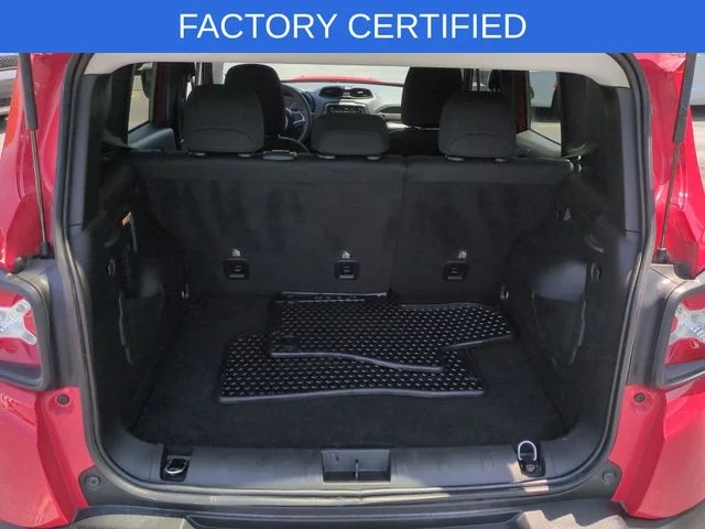 Used 2023 Red Jeep Latitude image 29