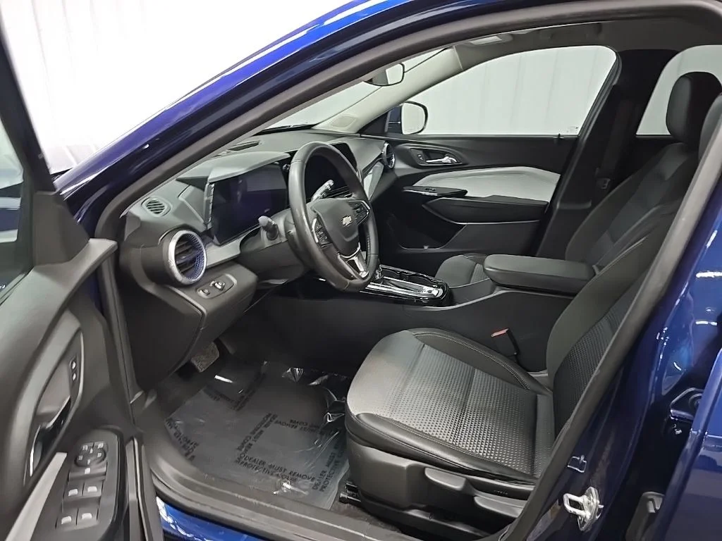 Used 2024 Blue Chevrolet LT image 28