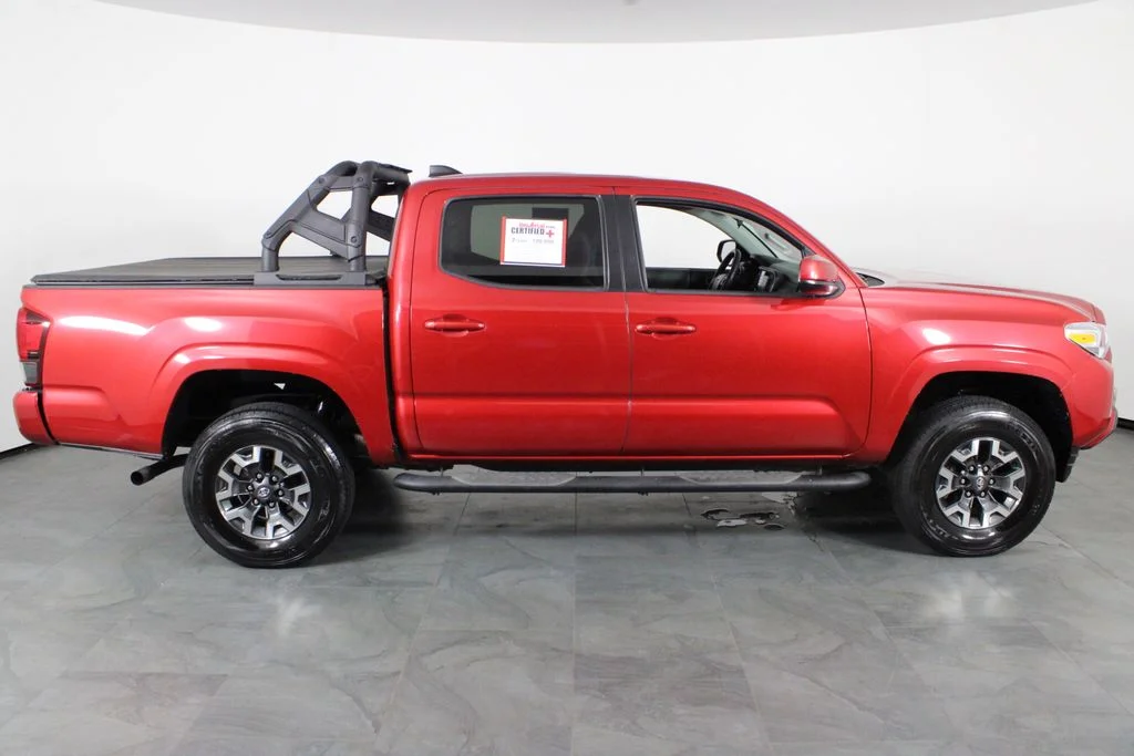 2022 Toyota Tacoma SR - Photo 11