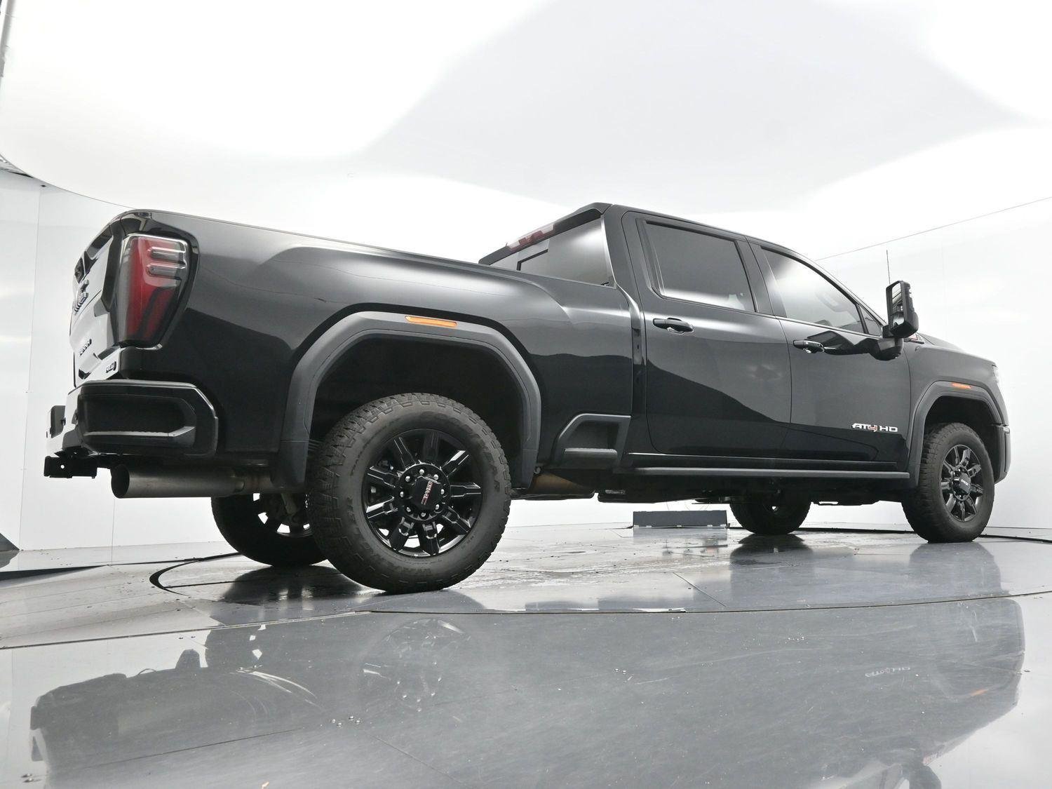 Used 2025 Onyx Black GMC AT4 image 53