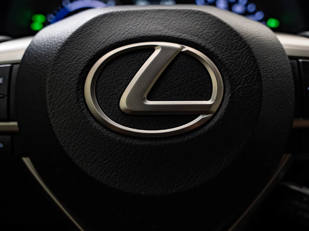 Used 2019 Eminent White Pearl Lexus 450h Premium image 30