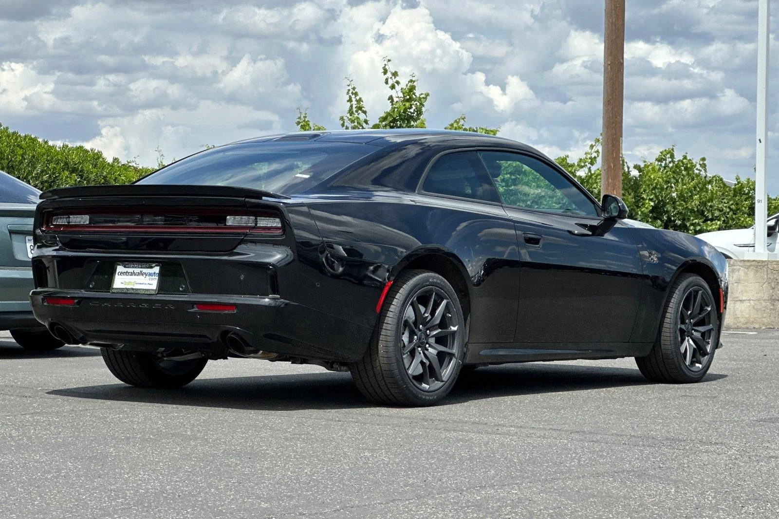 New 2026 Diamond Black Crystal Pearlcoat Dodge Scat Pack image 4