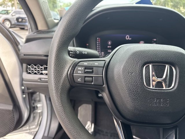 2025 Honda Accord SE - Photo 31