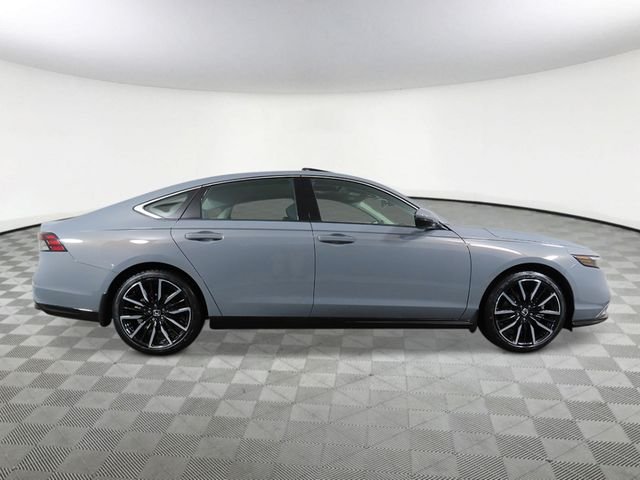 New 2026 Urban Gray Pearl Honda Touring image 6