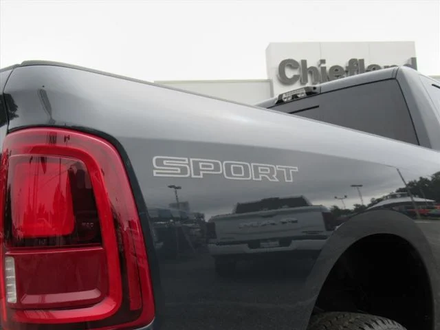 2026 RAM 2500 Laramie - Photo 11