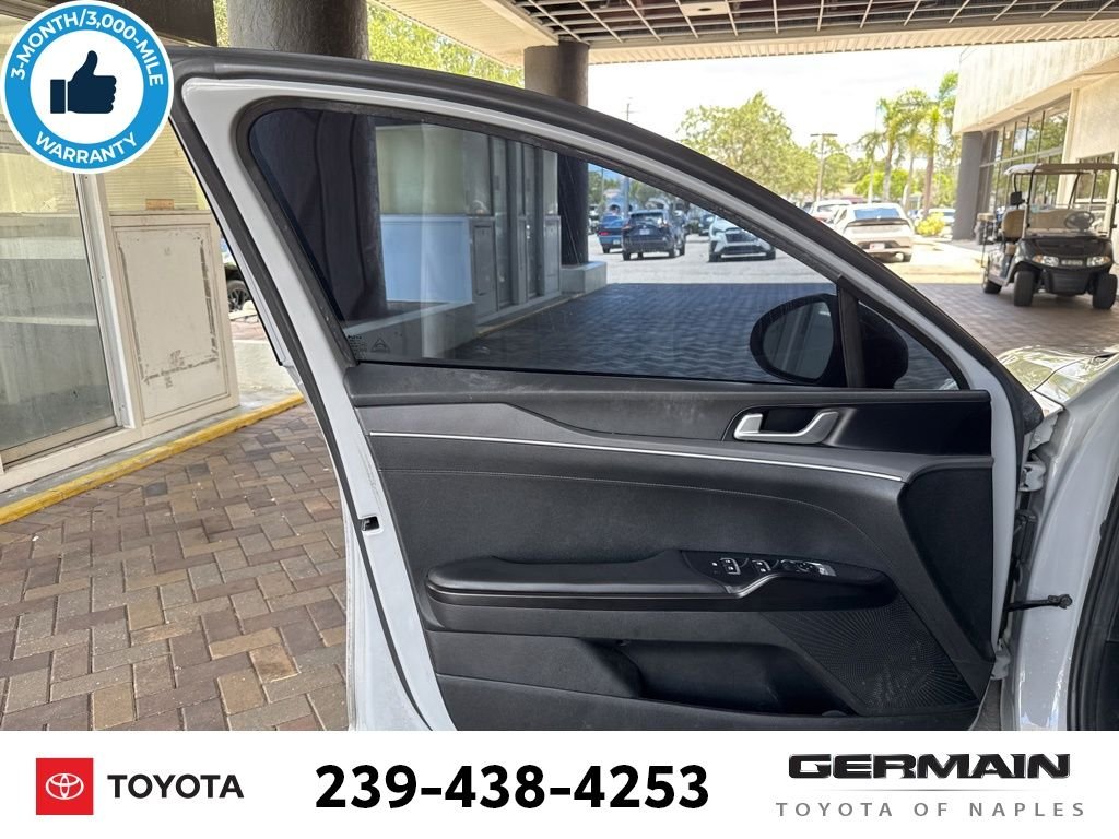 Used 2022 Gray Kia GT-Line image 19