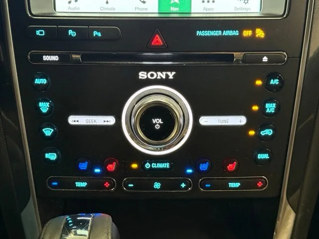 Used 2018 White Ford Limited image 28