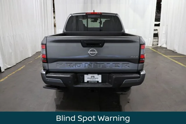 New 2026 Gun Metallic Nissan Crew Cab SV image 4