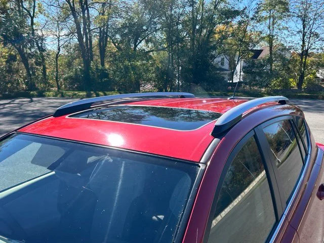 Used 2015 Red Toyota XLE image 12