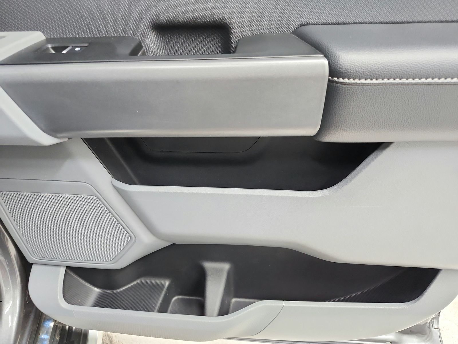 Used 2023  Ford XLT image 43