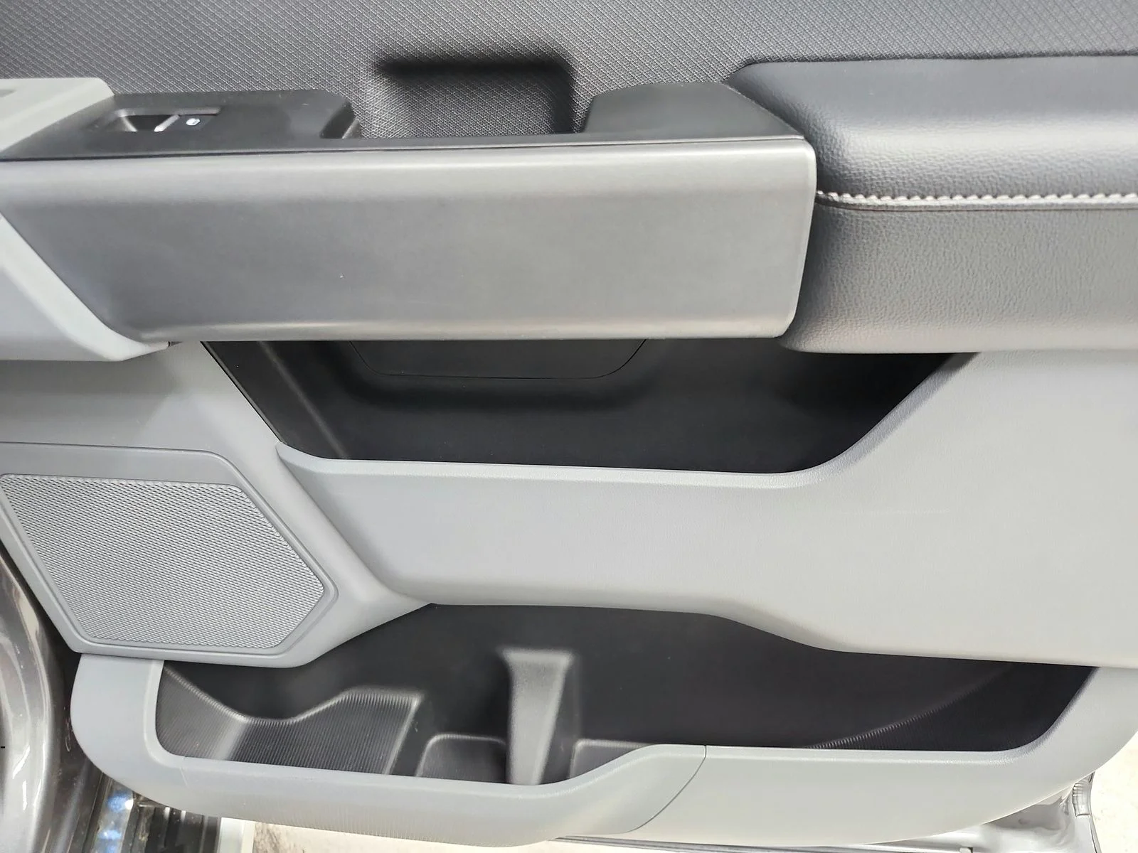 Used 2023  Ford XLT image 43