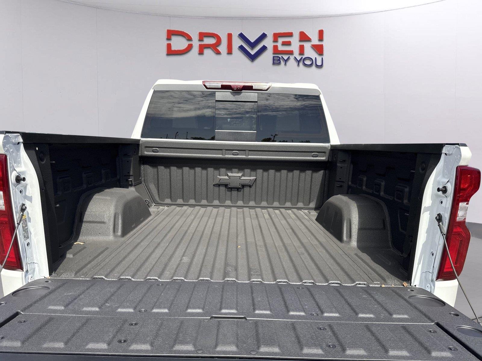 2026 Chevrolet Silverado 1500 LTZ - Photo 37