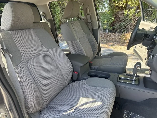 Used 2019 Gray Nissan SV image 10