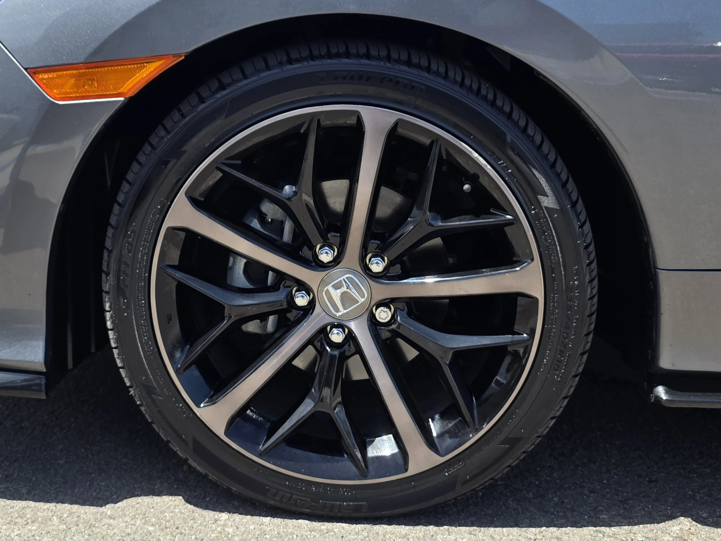 Used 2021  Honda Sport image 9