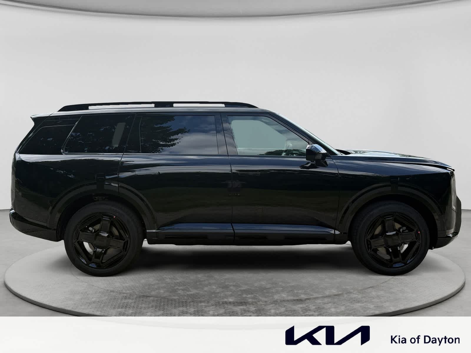 New 2027 Ebony Black Kia X-Line SX-Prestige image 4