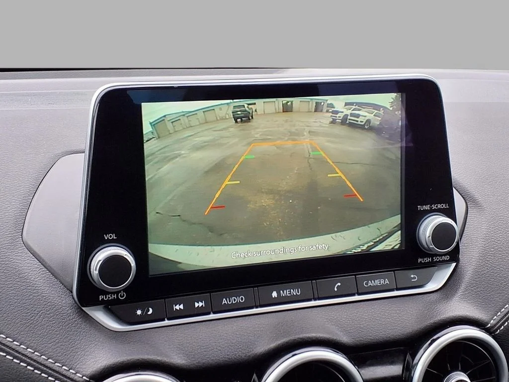 Used 2024 Gray Nissan SV image 6