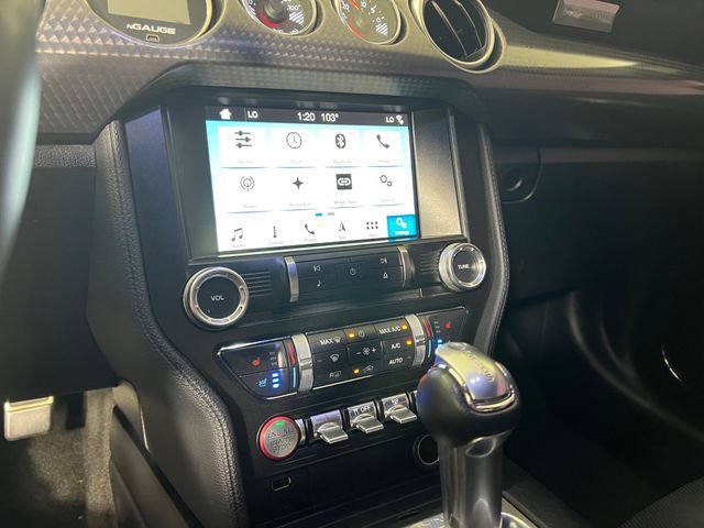 Used 2018 Black Ford GT image 19