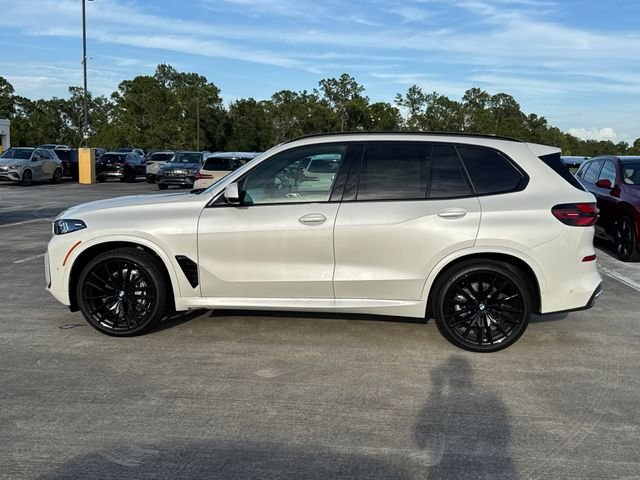 New 2026 Mineral White Metallic BMW sDrive40i image 4