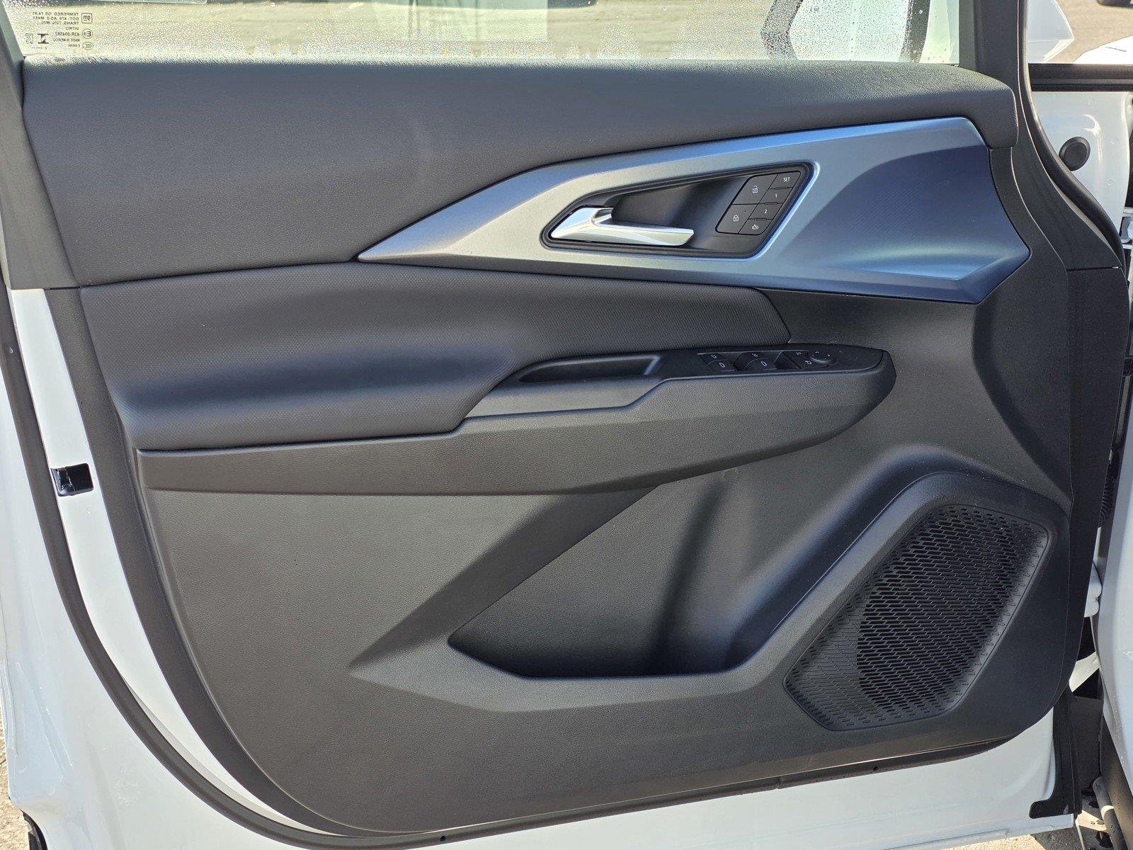 2026 Chevrolet Equinox EV 2LT - Photo 20