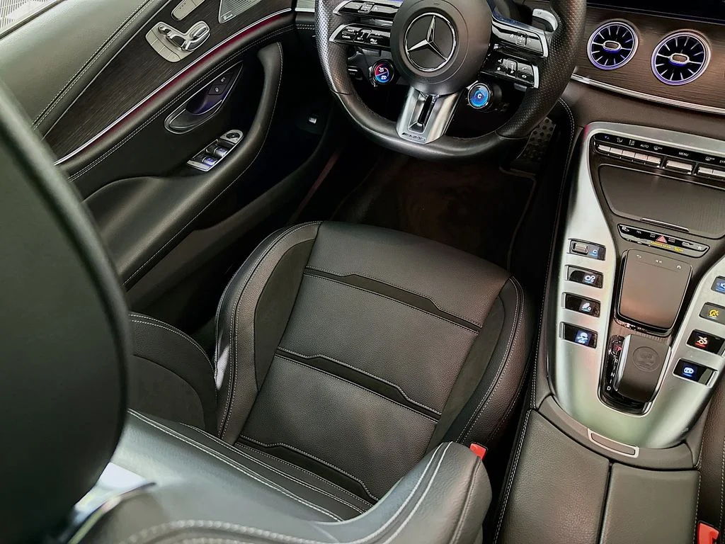 Used 2022 White Mercedes-Benz Base image 22