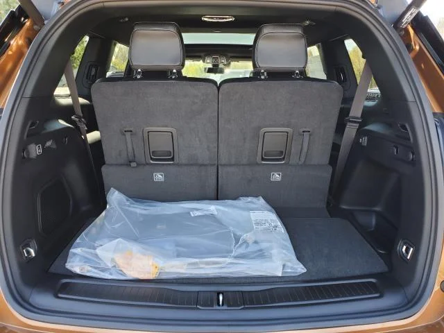 New 2026 Copper Shino Metallic Clear-Coat Exterior Paint Jeep Limited Reserve image 28