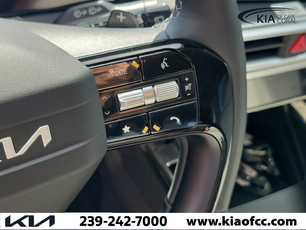 New 2026 Interstellar Gray Kia EX image 28