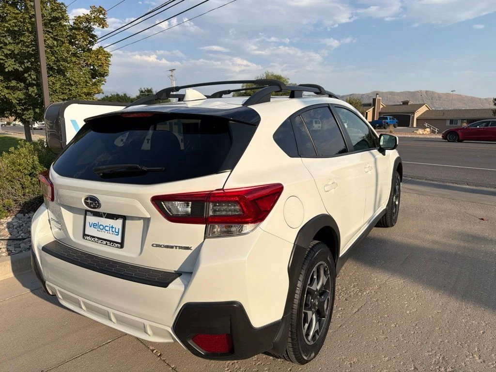 Used 2020 White Subaru Premium image 5