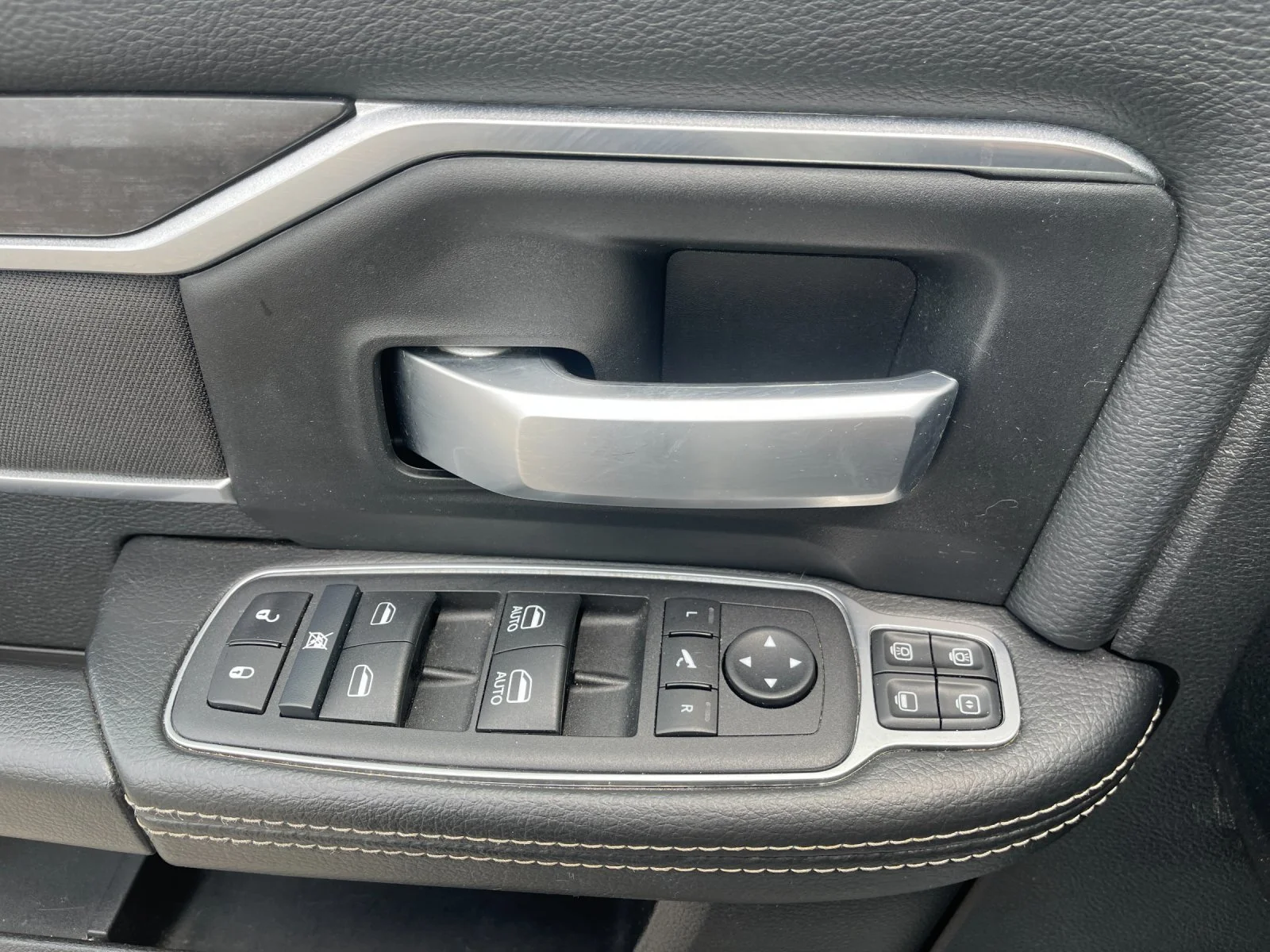 Used 2024 White Ram Big Horn image 13